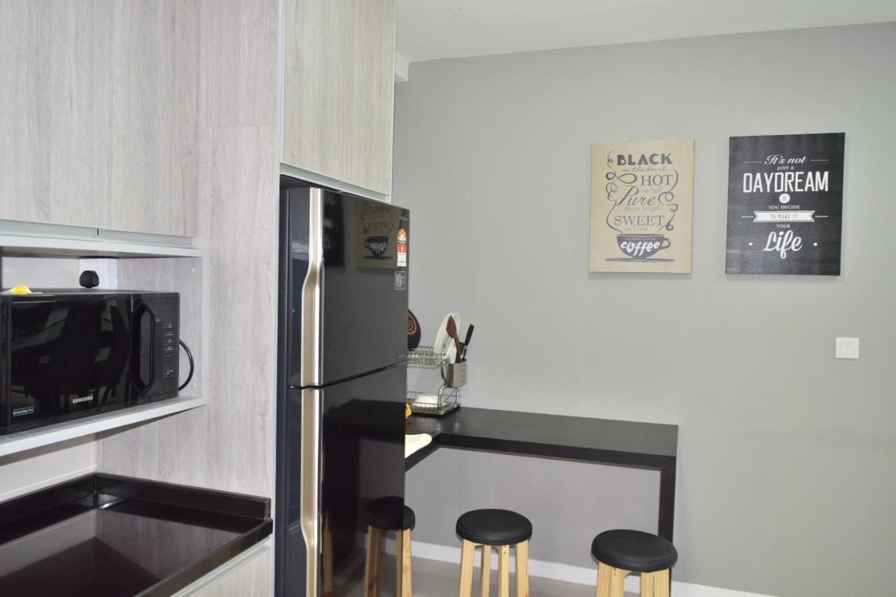 Ferienwohnung Sutera Avenue Kota Kinabalu Exterior foto